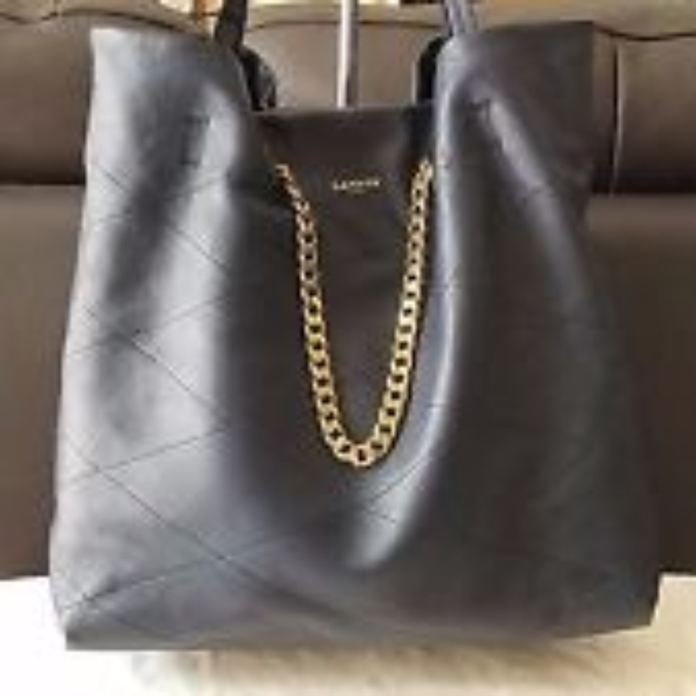 Lanvin Black Tote Bag with Sleek Design